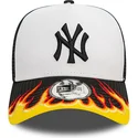 bone-trucker-branco-e-preto-a-frame-flame-da-new-york-yankees-mlb-da-new-era