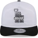 bone-curvo-branco-e-preto-snapback-golfer-chrome-logo-da-los-angeles-dodgers-mlb-da-new-era