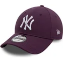 bone-curvo-violeta-ajustavel-9forty-league-essential-da-new-york-yankees-mlb-da-new-era