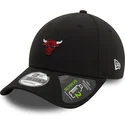 bone-curvo-preto-ajustavel-9forty-repreve-mini-logo-da-chicago-bulls-nba-da-new-era