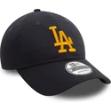 bone-curvo-azul-marinho-ajustavel-com-logo-amarelo-9twenty-league-essential-da-los-angeles-dodgers-mlb-da-new-era