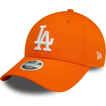 Boné curvo laranja ajustável para mulheres 9FORTY League Essential da Los Angeles Dodgers MLB da New Era