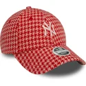 bone-curvo-rosa-ajustavel-para-mulheres-9forty-houndstooth-da-new-york-yankees-mlb-da-new-era