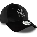 bone-curvo-preto-ajustavel-para-mulheres-9forty-velour-diamante-da-new-york-yankees-mlb-da-new-era