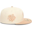 bone-plano-bege-e-castanho-justo-59fifty-side-patch-da-new-york-yankees-mlb-da-new-era