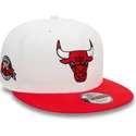 bone-plano-branco-e-vermelho-snapback-9fifty-white-crown-patch-da-chicago-bulls-nba-da-new-era