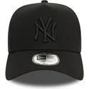 bone-curvo-preto-snapback-com-logo-preto-9forty-e-frame-monochrome-da-new-york-yankees-mlb-da-new-era