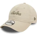 bone-curvo-bege-ajustavel-9twenty-heritage-script-da-new-era