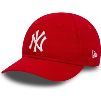 Boné curvo vermelho ajustável para criança 9FORTY League Essential Inf da New York Yankees MLB da New Era