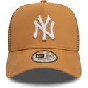 bone-trucker-castanho-claro-9forty-a-frame-league-essential-da-new-york-yankees-mlb-da-new-era