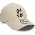 bone-curvo-bege-ajustavel-com-logo-preto-9forty-team-outline-da-new-york-yankees-mlb-da-new-era