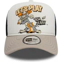 bone-trucker-branco-bege-e-preto-9forty-a-frame-da-tom-and-jerry-looney-tunes-da-new-era