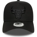 bone-curvo-preto-snapback-e-frame-essential-da-chicago-bulls-nba-da-new-era