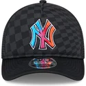 bone-trucker-preto-9forty-m-crown-a-frame-gradient-raceway-da-new-york-yankees-mlb-da-new-era