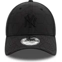 bone-curvo-preto-ajustavel-com-logo-preto-9forty-quilted-da-new-york-yankees-mlb-da-new-era