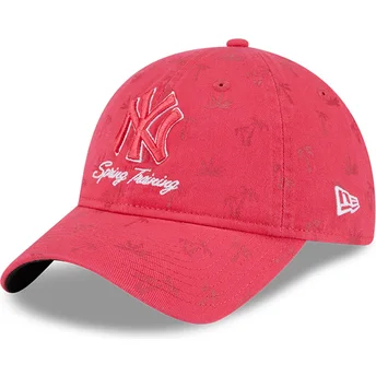 Boné curvo rosa ajustável para mulheres 9TWENTY Pattern Spring Training Fan Pack 2025 da New York Yankees MLB da New Era