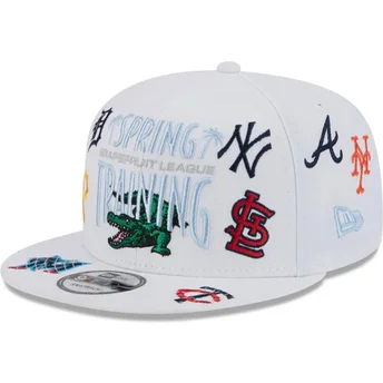 Boné plano branco snapback 9FIFTY Scatter Spring Training Fan Pack 2025 da MLB Grapefruit League Logo da New Era