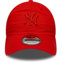 bone-curvo-vermelho-ajustavel-com-logo-vermelho-9twenty-colour-pack-da-new-york-yankees-mlb-da-new-era