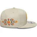 bone-plano-bege-snapback-9fifty-floral-da-new-york-yankees-mlb-da-new-era