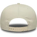 bone-plano-bege-snapback-com-logo-bege-9fifty-original-fit-world-series-da-new-york-yankees-mlb-da-new-era