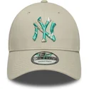 bone-curvo-bege-ajustavel-9forty-seasonal-infill-da-new-york-yankees-mlb-da-new-era