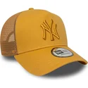 bone-trucker-amarelo-com-logo-amarelo-a-frame-league-essential-da-new-york-yankees-mlb-da-new-era
