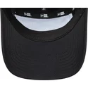 bone-curvo-preto-ajustavel-runner-tech-da-new-era