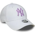 bone-curvo-branco-ajustavel-para-mulheres-com-logo-violeta-9forty-league-essential-da-new-york-yankees-mlb-da-new-era