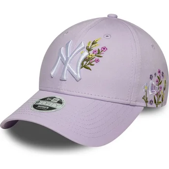 Boné curvo violeta ajustável para mulheres 9FORTY Floral Icon da New York Yankees MLB da New Era