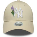 bone-curvo-bege-ajustavel-para-mulheres-9forty-beaded-da-new-york-yankees-mlb-da-new-era