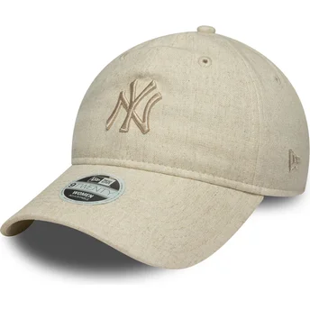 Boné curvo bege ajustável para mulheres com logo bege 9TWENTY Linen da New York Yankees MLB da New Era