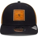 bone-trucker-azul-marinho-e-castanho-9seventy-stretch-snap-debossed-logo-da-new-york-yankees-mlb-da-new-era