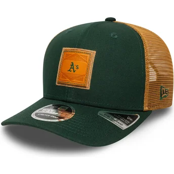 Boné trucker verde e castanho 9SEVENTY Stretch Snap Debossed Logo da Oakland Athletics MLB da New Era