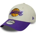 bone-curvo-bege-e-violeta-ajustavel-9forty-contrast-patch-da-los-angeles-lakers-nba-da-new-era
