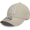 bone-curvo-bege-ajustavel-com-logo-branco-9forty-league-essential-da-new-york-yankees-mlb-da-new-era