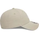 bone-curvo-bege-ajustavel-com-logo-branco-9forty-league-essential-da-new-york-yankees-mlb-da-new-era