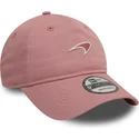bone-curvo-rosa-ajustavel-com-logo-rosa-9twenty-seasonal-da-mclaren-racing-formula-1-da-new-era