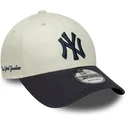 bone-curvo-bege-e-azul-marinho-ajustavel-9forty-side-script-da-new-york-yankees-mlb-da-new-era