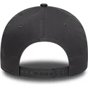bone-curvo-cinza-snapback-com-logo-cinza-e-frame-tonal-outline-da-chicago-bulls-nba-da-new-era