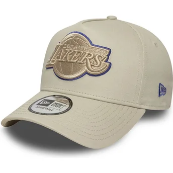 Boné curvo bege snapback com logo bege E Frame Tonal Outline da Los Angeles Lakers NBA da New Era