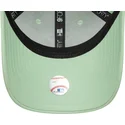 bone-curvo-verde-ajustavel-para-mulheres-com-logo-verde-9forty-metallic-logo-da-new-york-yankees-mlb-da-new-era