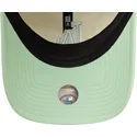 bone-curvo-bege-e-verde-ajustavel-para-mulheres-9twenty-world-series-cooperstown-da-los-angeles-dodgers-mlb-da-new-era