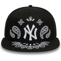 bone-plano-preto-justo-59fifty-paisley-da-new-york-yankees-mlb-da-new-era