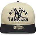 bone-curvo-bege-e-azul-marinho-snapback-19twenty-heritage-da-new-york-yankees-mlb-da-new-era