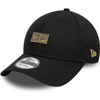 Boné curvo preto ajustável 9FORTY Badge da New Era