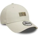 bone-curvo-bege-ajustavel-9forty-badge-da-new-era