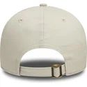 bone-curvo-bege-ajustavel-9forty-badge-da-new-era