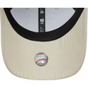 bone-curvo-bege-ajustavel-com-logo-bege-9forty-tonal-flawless-da-new-york-yankees-mlb-da-new-era