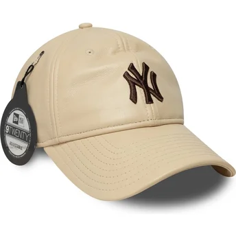Boné curvo bege ajustável com logo castanho 9TWENTY Leather da New York Yankees MLB da New Era