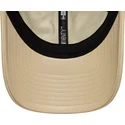 bone-curvo-bege-ajustavel-com-logo-castanho-9twenty-leather-da-new-york-yankees-mlb-da-new-era